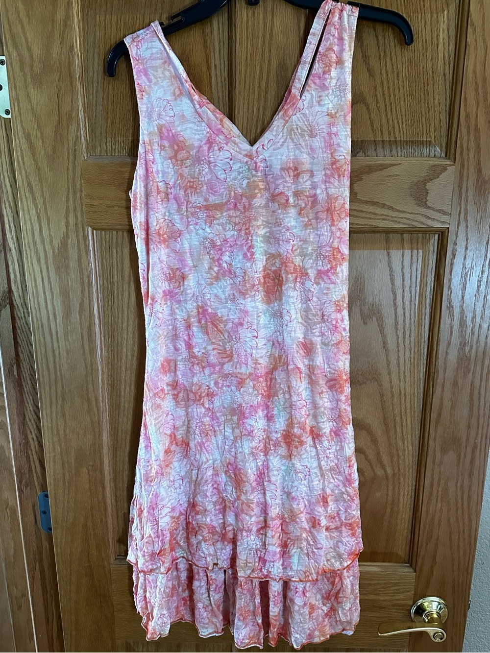 Sleeveless V-Neck Pink & Coral Floral Midi Dress